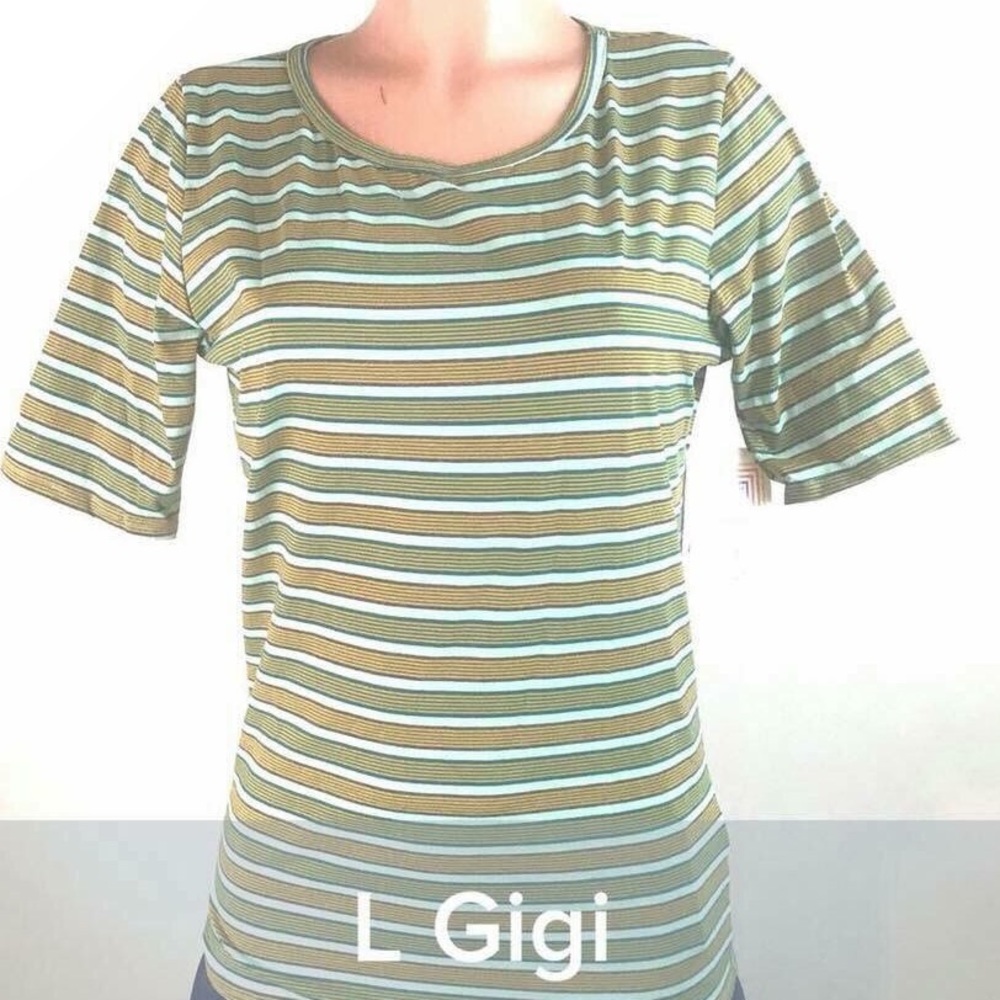 LuLaRoe Gigi Top